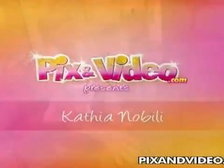 סקס וידאו עם katia nobili: גָדוֹל divinity kathia מבאס ו - זיונים ל לקבל ה עבודה