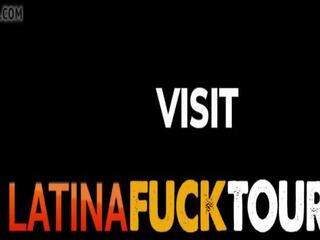 Latina thiếu niên với lớn ngực trong cô ấy đầu tiên khiêu dâm: độ nét cao giới tính video 39